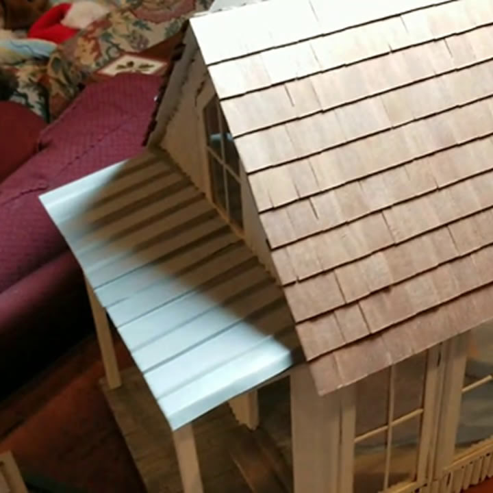 Roofing guide for Dollhouse